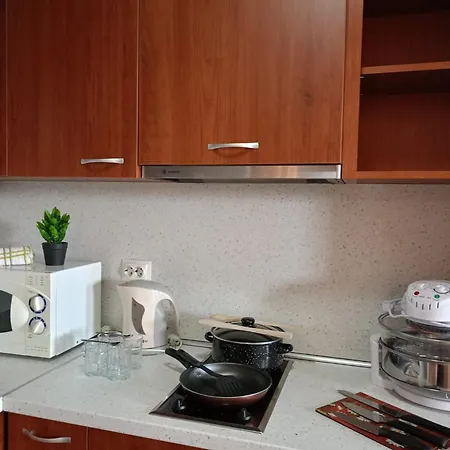 103 - Large 2 Bed