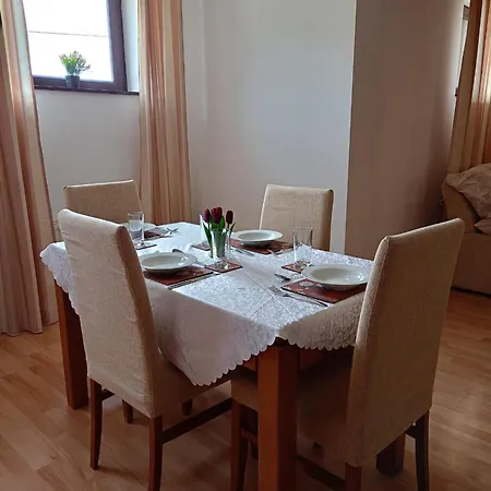 Mountain Paradise 1 - 2 Bedroom - Large Bansko