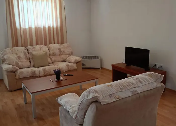 Mountain Paradise 1 - 2 Bedroom - Large * Bansko