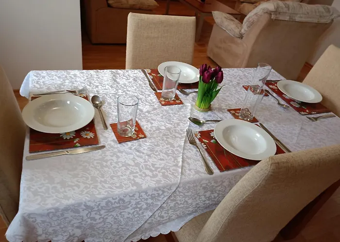 Mountain Paradise 1 - 2 Bedroom - Large * Bansko